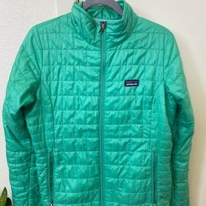 Patagonia Green Nano Jacket. Women (Medium)